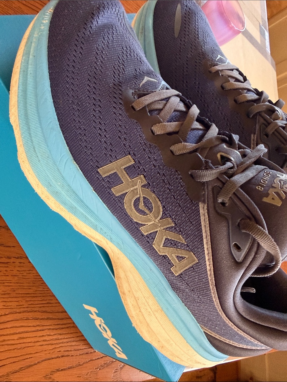Hoka Women's Running Shoes - Bondi 8